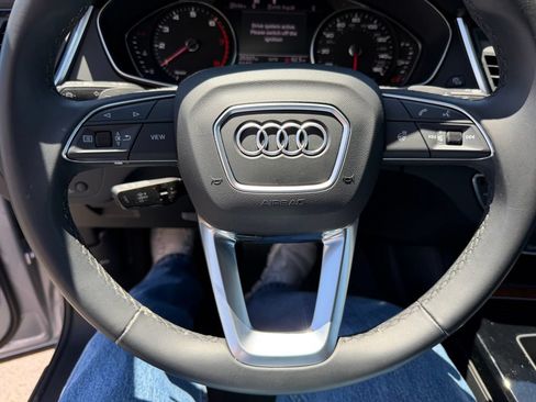 Used 2023 Audi Q5 2.0T Premium w/ Convenience Package AWD/4WD image 21