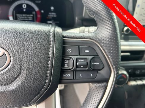 Used 2025 Toyota 4Runner TRD Sport AWD/4WD image 8