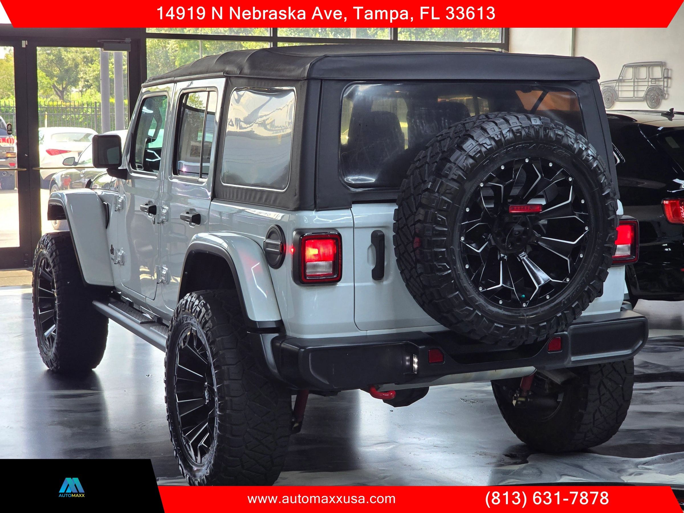 Used 2021 Jeep Wrangler Unlimited Rubicon AWD/4WD image 11