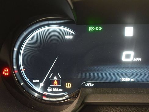 Used 2025 Alfa Romeo Stelvio Sprint w/ Veloce Package AWD/4WD image 13