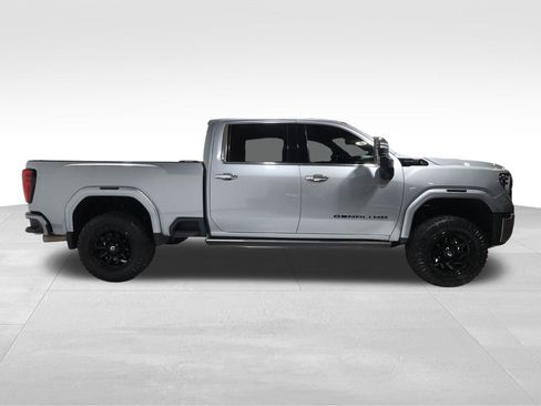 Certified 2024 GMC Sierra 2500 Denali Ultimate image 5