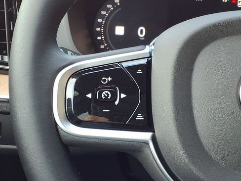 New 2026 Volvo XC60 B5 Plus w/ Protection Package Premier image 23