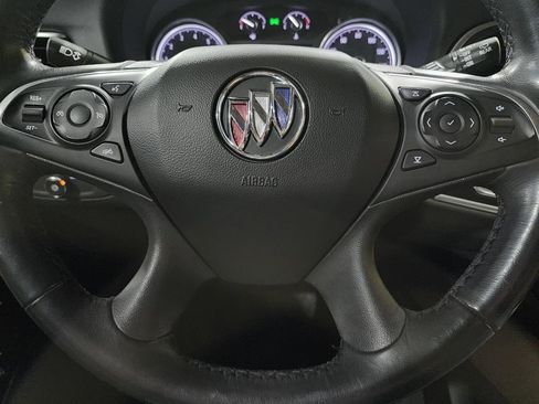 Used 2020 Buick Enclave Essence w/ LPO, Luxury Package image 15