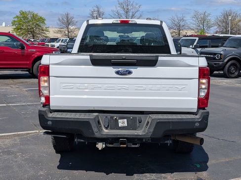 Used 2022 Ford F250 XL w/ Power Equipment Group image 6