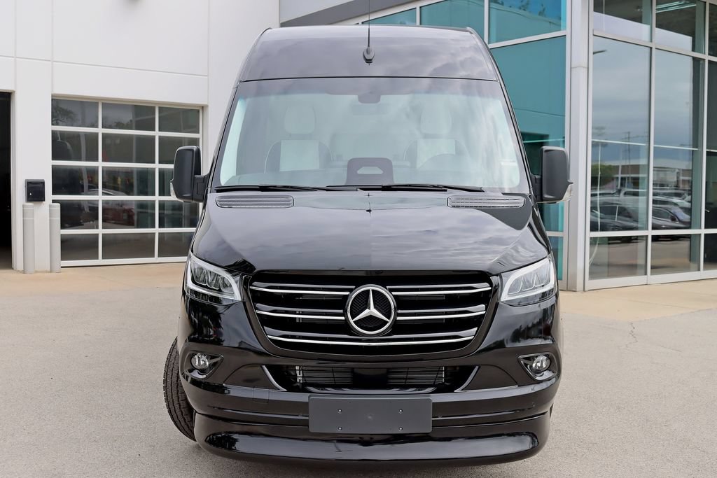 Used 2026 Mercedes-Benz Sprinter 3500 image 9