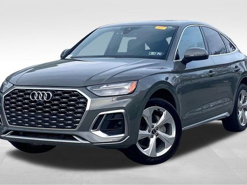 Certified 2023 Audi Q5 2.0T Premium w/ Convenience Package image 2