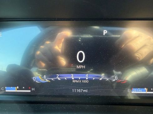 Used 2024 Jeep Grand Cherokee L Laredo w/ Luxury Tech Group I image 23