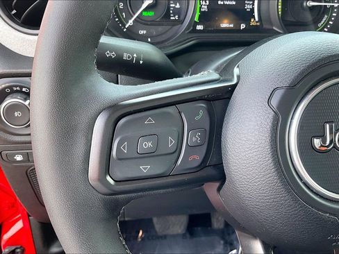 Used 2025 Jeep Wrangler Unlimited Sport S 4xe AWD/4WD image 13