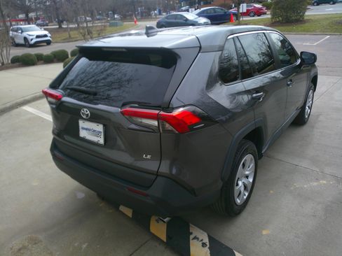 Used 2023 Toyota RAV4 LE image 16