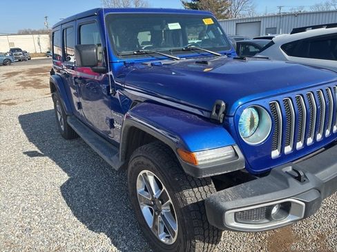 Used 2019 Jeep Wrangler Unlimited Sahara w/ Dual Top Group image 6