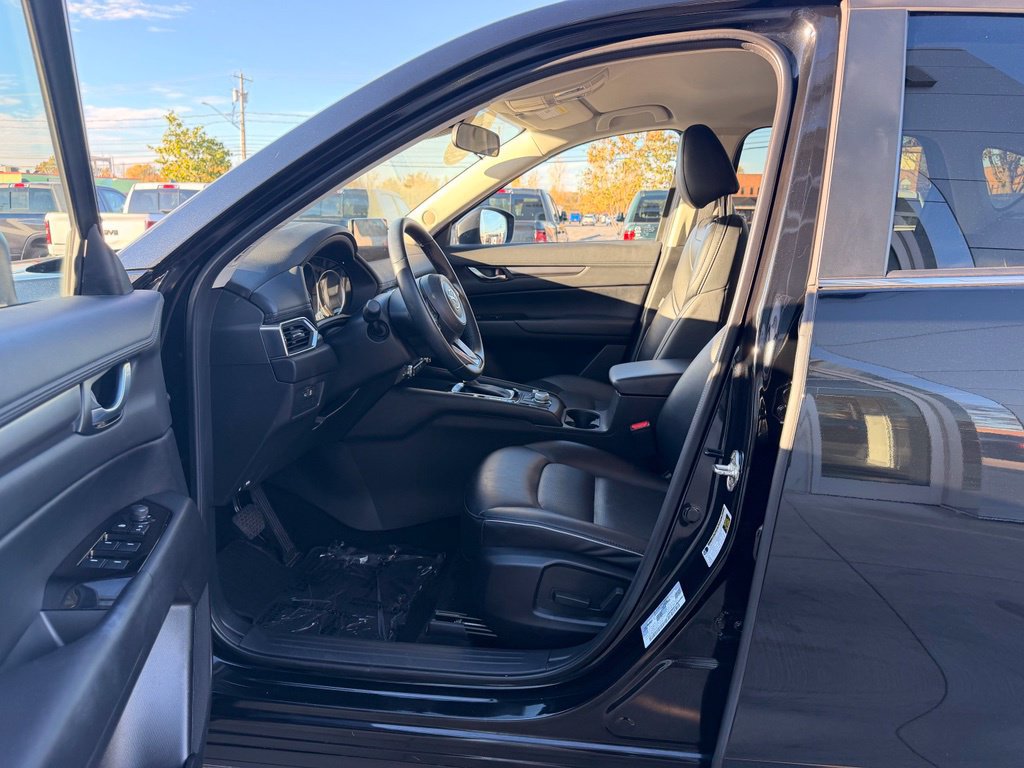 Used 2025 MAZDA CX-5 AWD 2.5 S w/ Select Package image 17