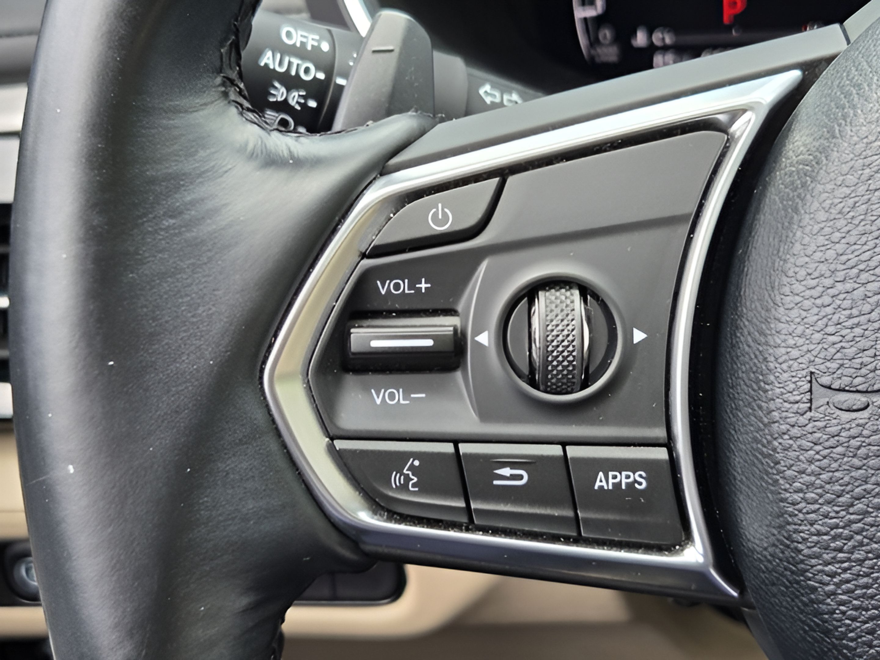 Used 2024 Acura MDX w/ Technology Package FWD image 23