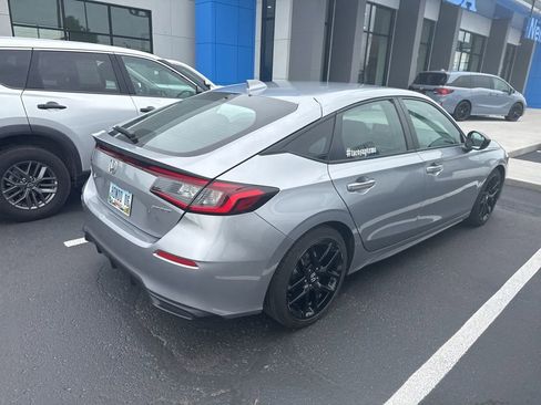 Used 2023 Honda Civic Sport image 15