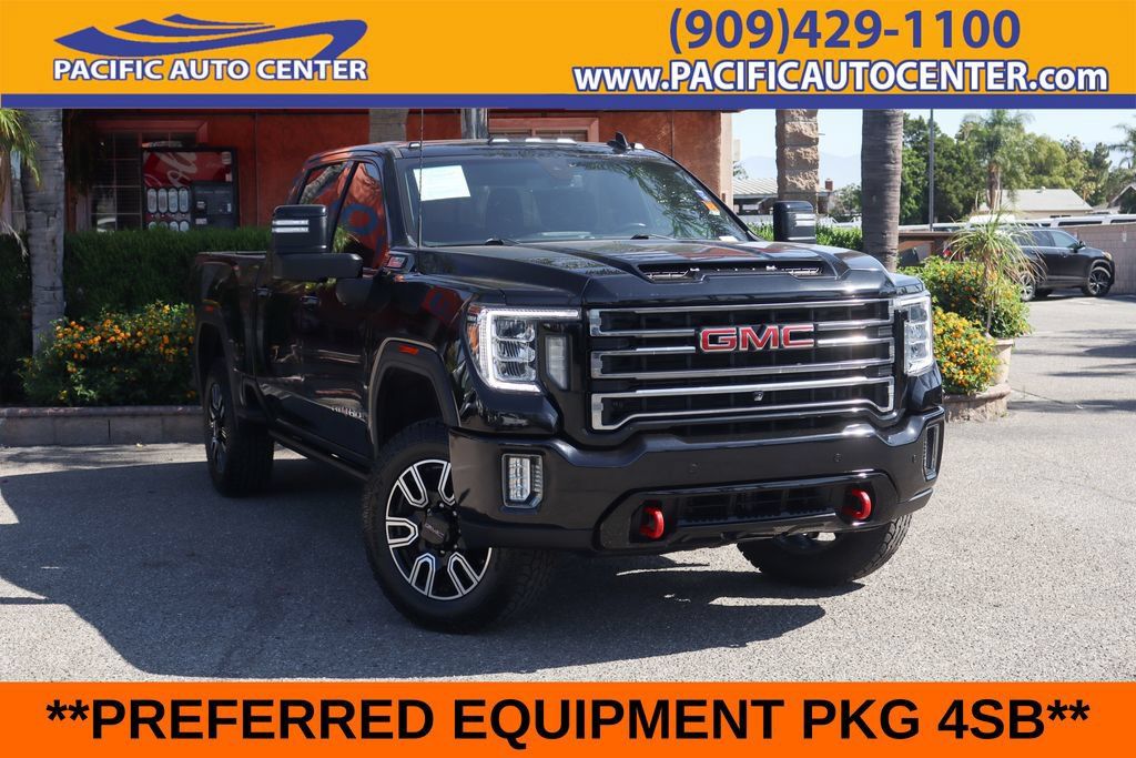 Used 2023 GMC Sierra 2500 AT4 w/ AT4 Preferred Package AWD/4WD image 1