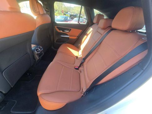 Used 2026 Mercedes-Benz GLC 300 image 21