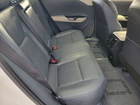 Used 2023 Lexus RZ 450e Premium image 15