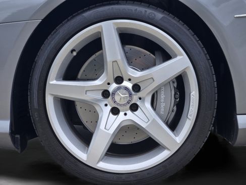 Used 2014 Mercedes-Benz SL 550 image 38