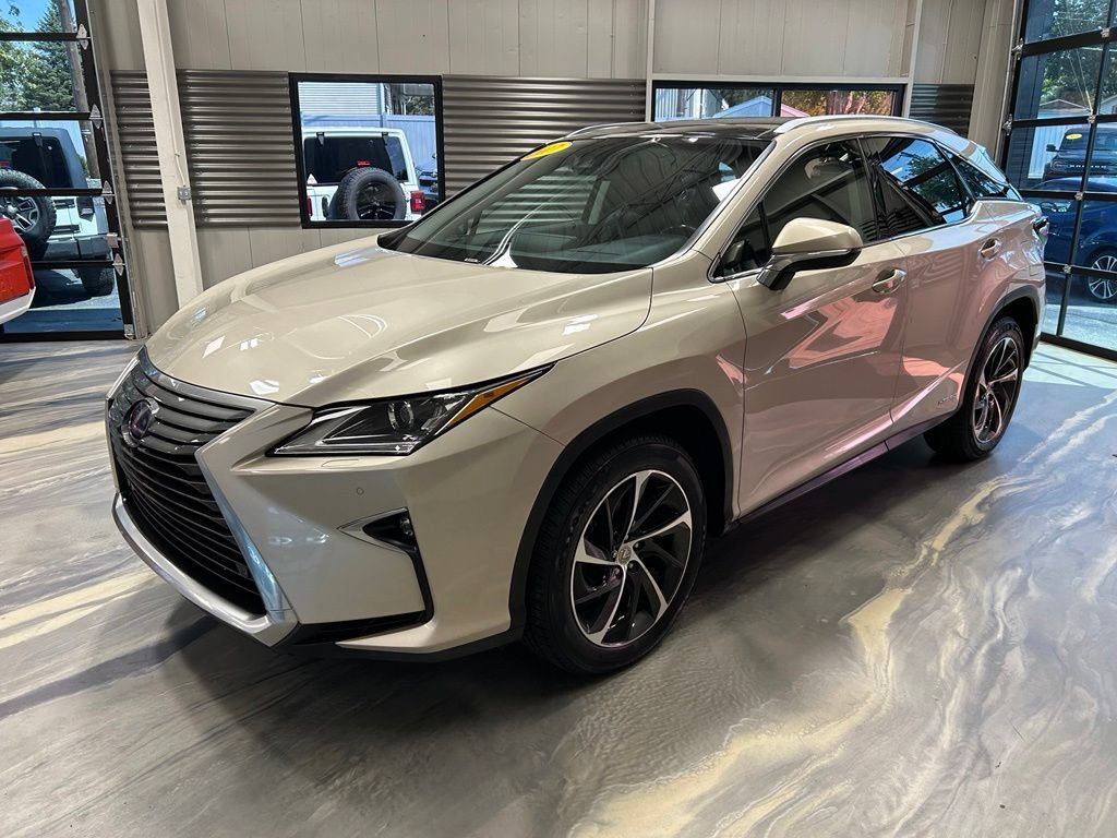 Used 2017 Lexus RX 450h AWD image 40