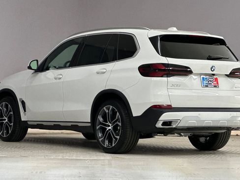 New 2026 BMW X5 sDrive40i image 3