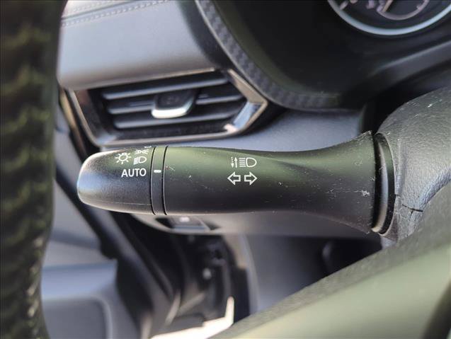 Used 2022 Nissan Sentra SV FWD image 15