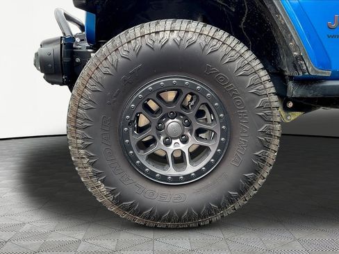 Used 2022 Jeep Wrangler Unlimited Rubicon w/ Xtreme Recon 35" Tire Package AWD/4WD image 33