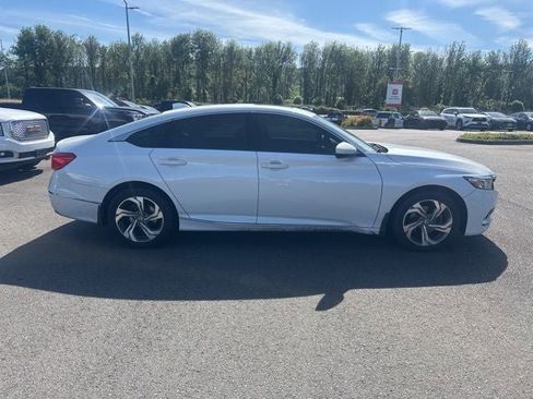 Used 2019 Honda Accord EX image 5