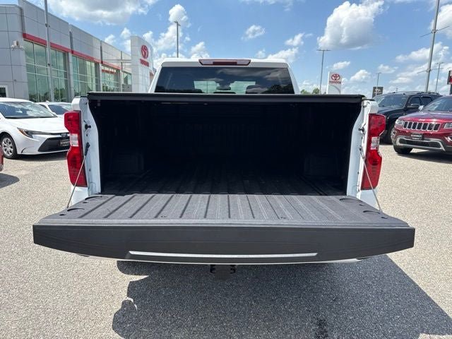 Used 2022 Chevrolet Silverado 1500 Custom AWD/4WD image 11