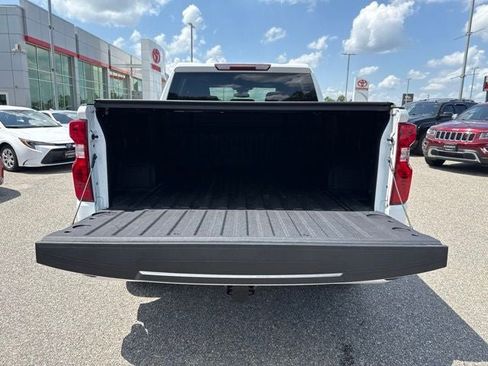 Used 2022 Chevrolet Silverado 1500 Custom AWD/4WD image 11
