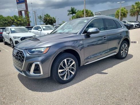 Used 2023 Audi Q5 2.0T Premium Plus w/ Premium Plus Package AWD/4WD image 4