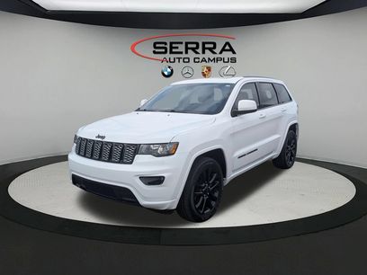 Used 2020 Jeep Grand Cherokee Altitude