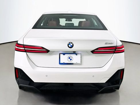 Used 2025 BMW 530i w/ M Sport Package image 6