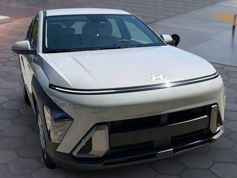 Used 2024 Hyundai Kona SE FWD image 21