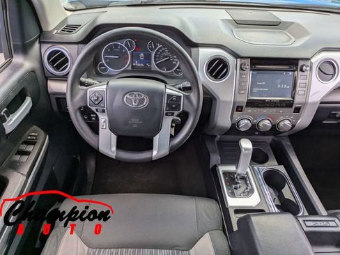 Used 2017 Toyota Tundra SR5 w/ SR5 Upgrade Package RWD image 19