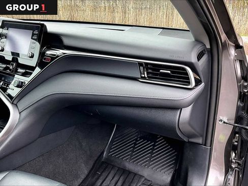 Certified 2023 Toyota Camry SE w/ Cold Weather Package image 19
