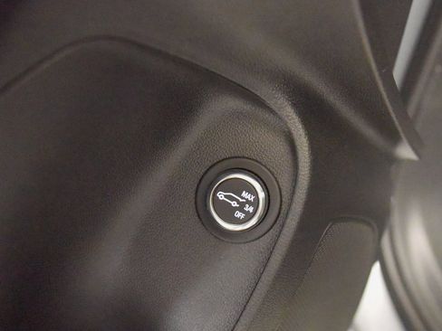 Used 2024 Buick Envista Avenir image 19