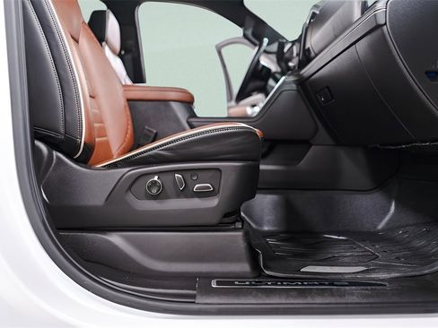 Used 2024 GMC Sierra 2500 Denali Ultimate w/ LPO, GMC Protection Package image 36