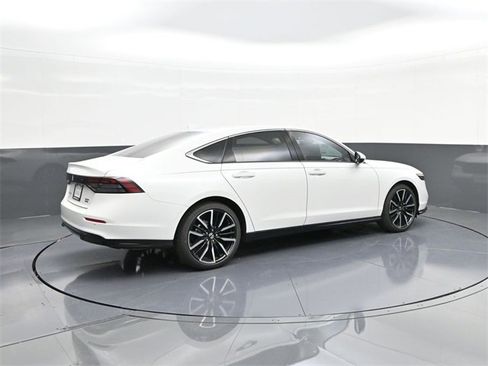 New 2025 Honda Accord Touring image 13