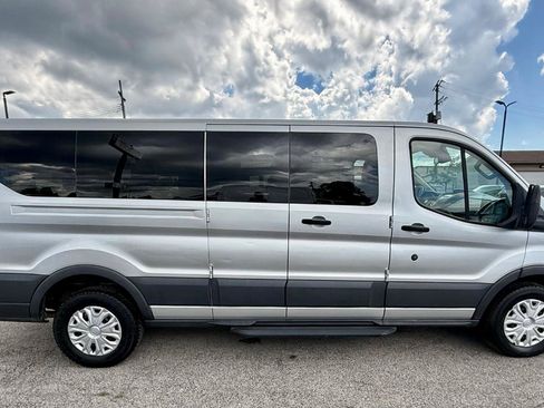 Used 2016 Ford Transit 350 XLT RWD image 8