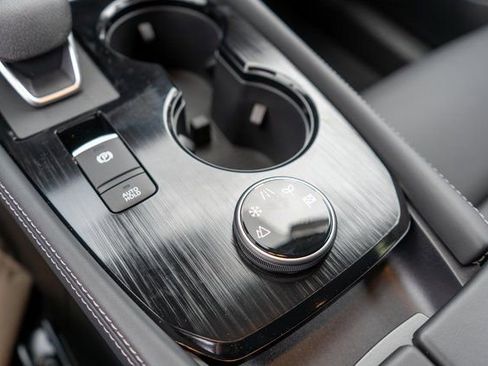 New 2026 Nissan Rogue Platinum w/ Platinum Premium Package image 19