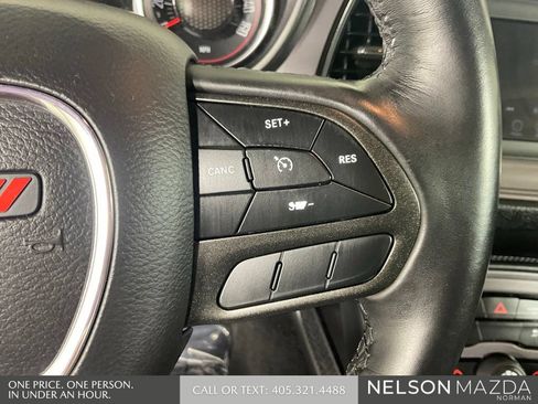 Used 2023 Dodge Challenger SXT RWD image 37