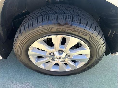 Used 2019 Toyota Sequoia Platinum image 10