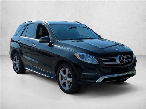 Used 2018 Mercedes-Benz GLE 350 image 3