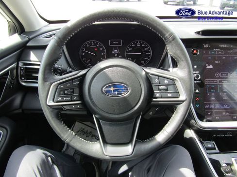 Used 2025 Subaru Outback Limited AWD/4WD image 27