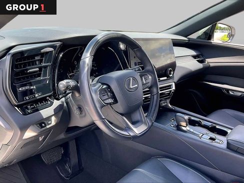 Used 2025 Lexus RX 350 Premium FWD image 15