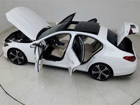 Used 2022 Mercedes-Benz C 300 Sedan image 88