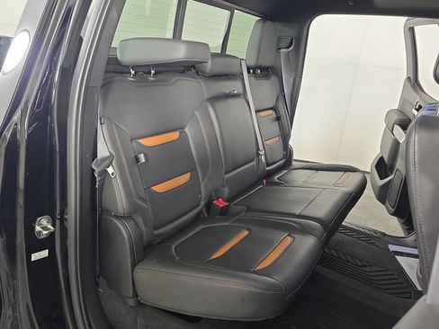 Used 2020 GMC Sierra 1500 AT4 w/ AT4 Premium Package AWD/4WD image 32