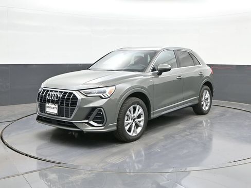 Used 2025 Audi Q3 2.0T Premium AWD/4WD image 32