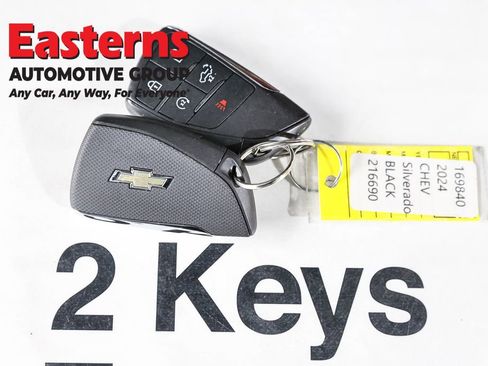 Used 2024 Chevrolet Silverado 1500 Custom AWD/4WD image 25