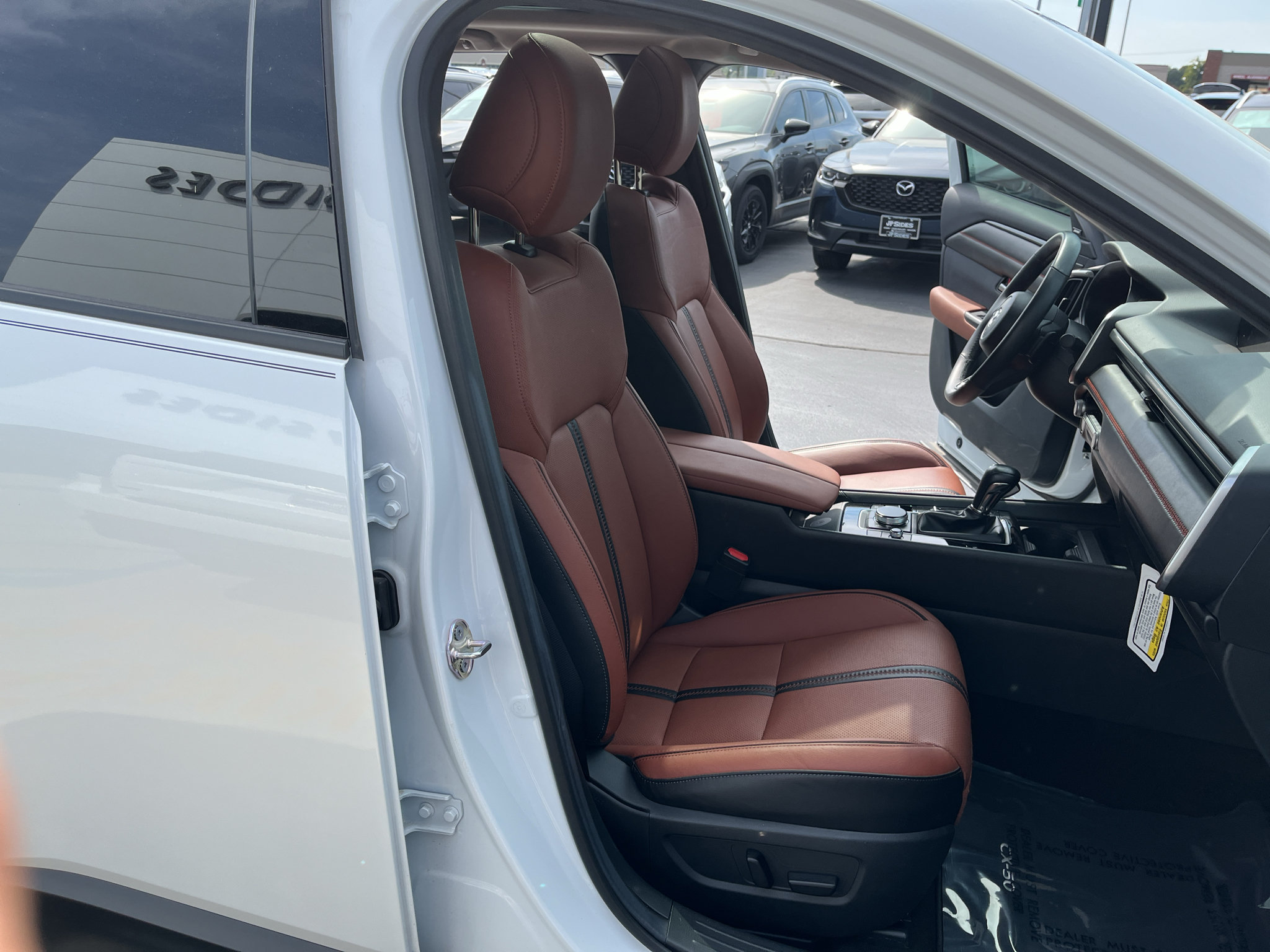 Certified 2025 MAZDA CX-50 AWD 2.5 Turbo w/ Accent Package image 53