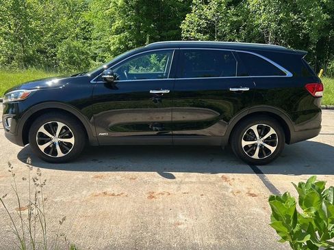 Used 2016 Kia Sorento EX AWD/4WD image 12